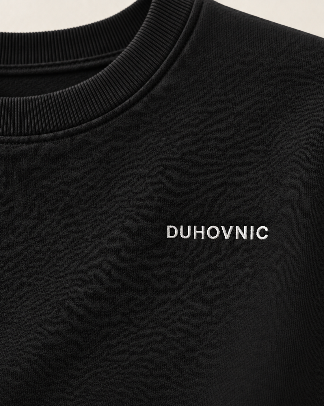 Bluză Duhovnic neagră cu inscripție brodată – bumbac organic