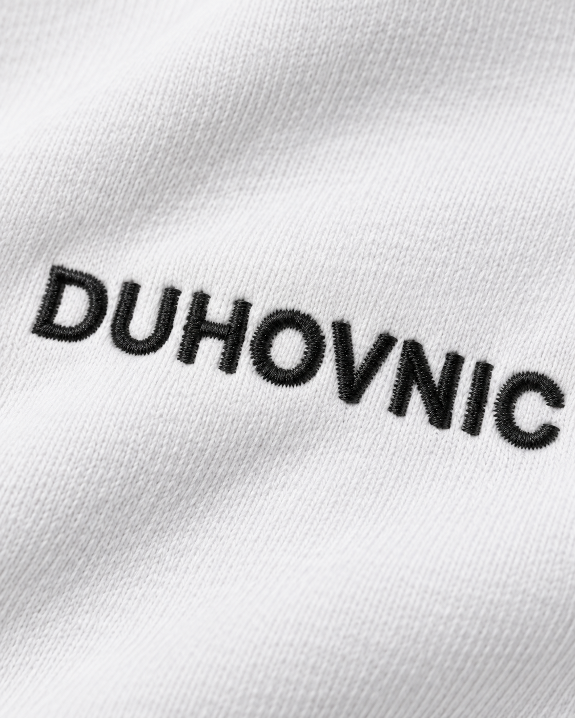 Hanorac Duhovnic alb cu fermoar și broderie