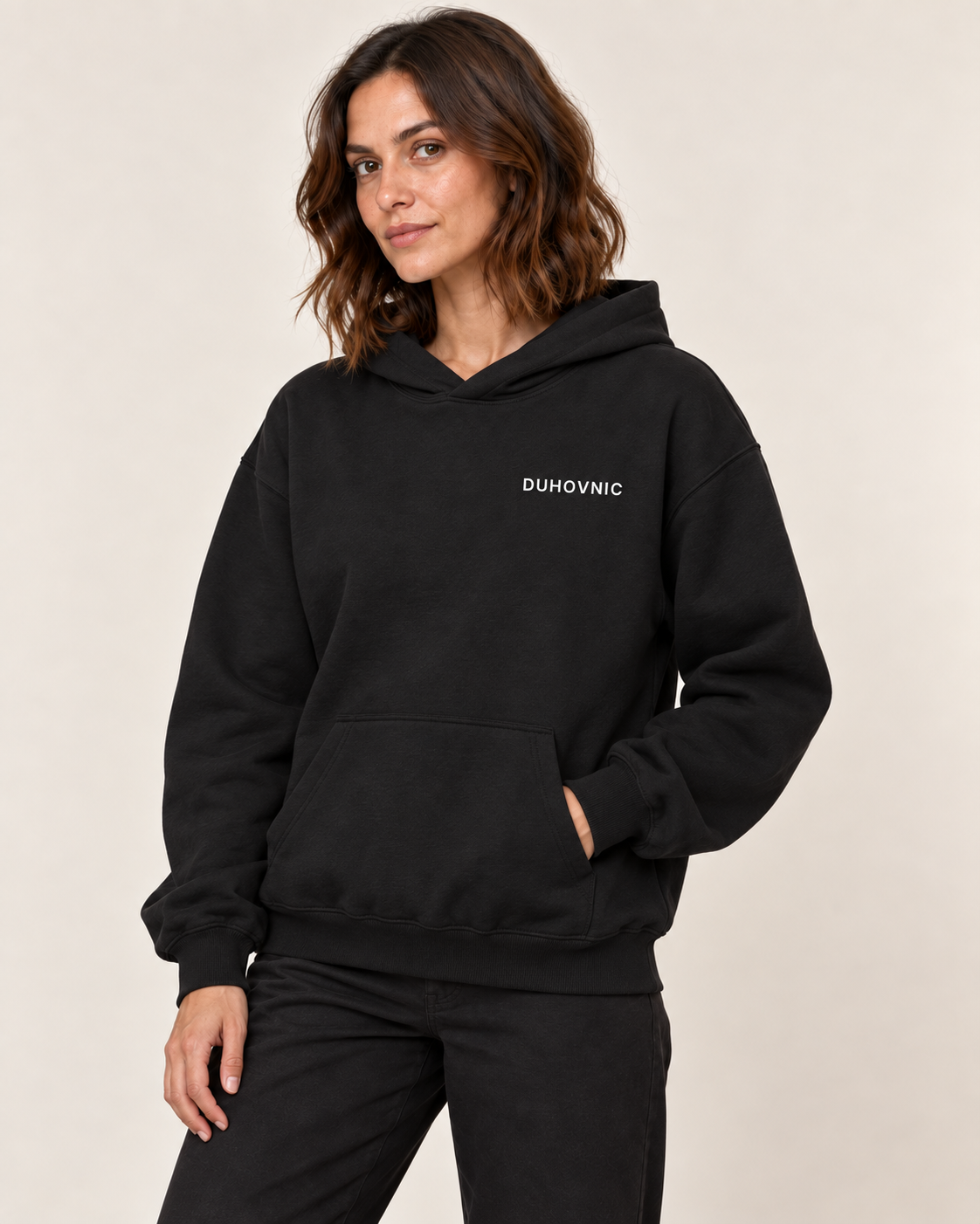 Hanorac Duhovnic negru cu simbol mare pe spate – bumbac organic